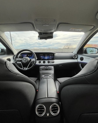 Mercedes-Benz Klasa E cena 159773 przebieg: 110000, rok produkcji 2021 z Opole małe 211